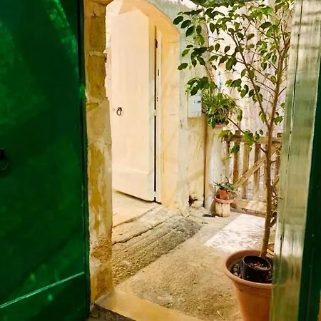 Tal-ghani Gozo Farmhouse Holiday home *