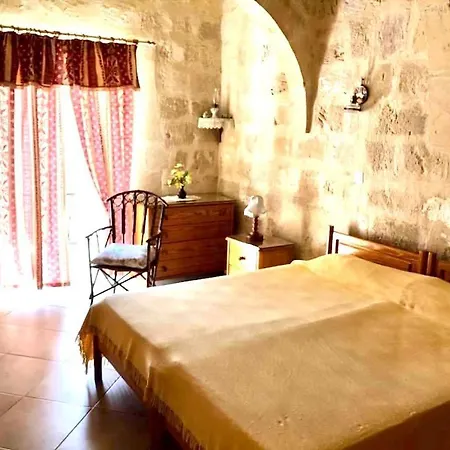 Tal-ghani Gozo Farmhouse *